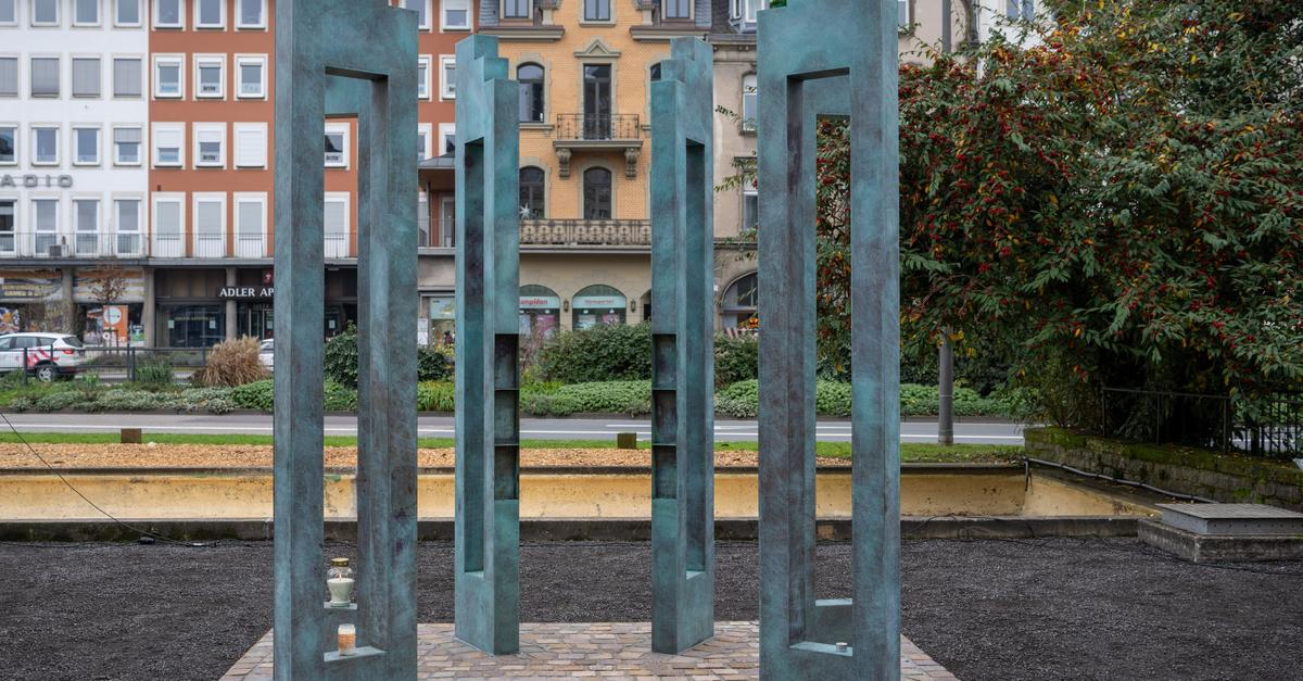 Am-f-nften-Jahrestag-der-Amokfahrt-gedenkt-Trier-der-Opfer