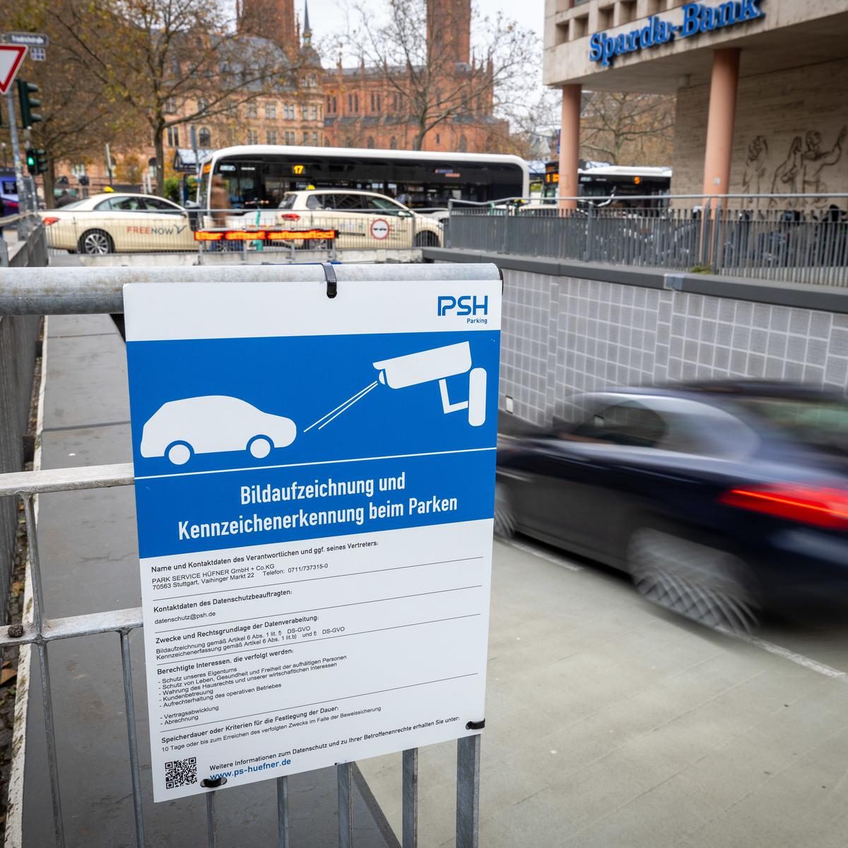 Immer mehr Parkhäuser in Wiesbaden scannen Kennzeichen