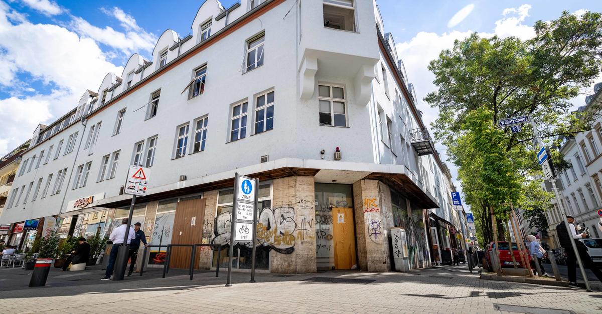 Wiesbaden: Westend Local Council Concerned About Dilapidated Corner ...