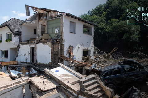 Zerstörte Häuser nach der Hochwasserkatastrophe im Ahrtal im letzten Jahr. Boris Roessler/dpa