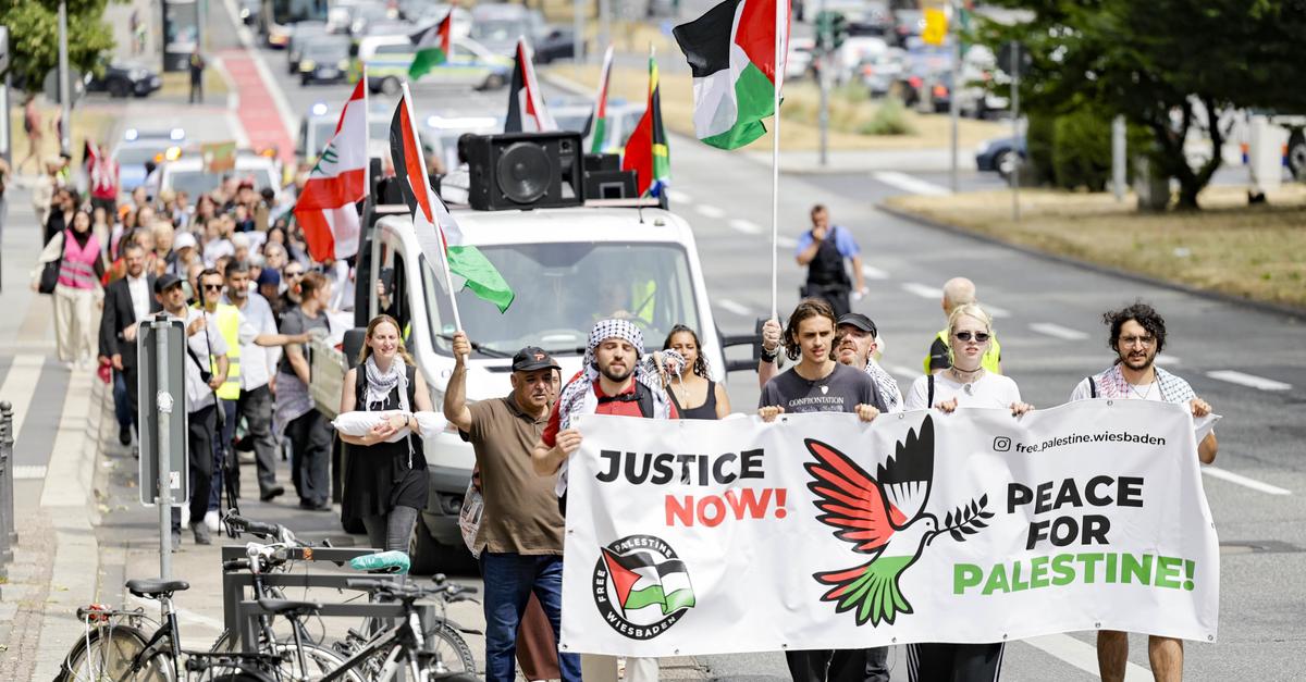 „Pro Palästina“-Demo in Wiesbaden verläuft friedlich 