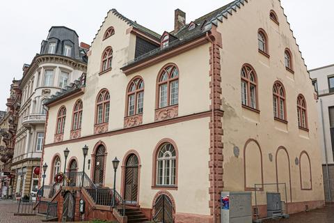 Das Alte Rathaus in Wiesbaden.