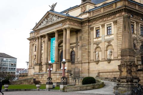 Das Staatstheater Wiesbaden ist ein Prachtbau - aber die Sanierung ist dringend notwendig.