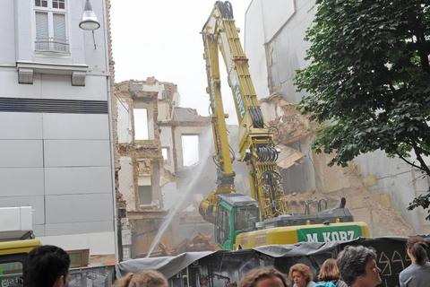 Kirchgasse 13: Nach dem Abriss erfolgt der Neubau eines privaten Investors. Foto: wita/Paul Müller  Foto: wita/Paul Müller