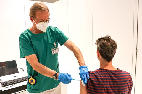 Der letzte Tag des Wiesbadener Impfzentrums ist da. Impfwillige haben eine letzte Möglichkeit sich dort impfen zu lassen. Foto: René Vigneron