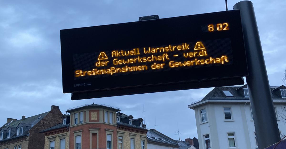 Bus strike in Wiesbaden: Police report no traffic problems