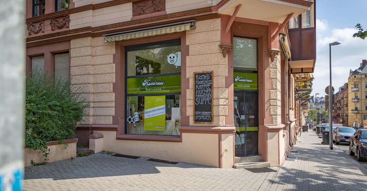 Farewell after 44 years: Organic shop 