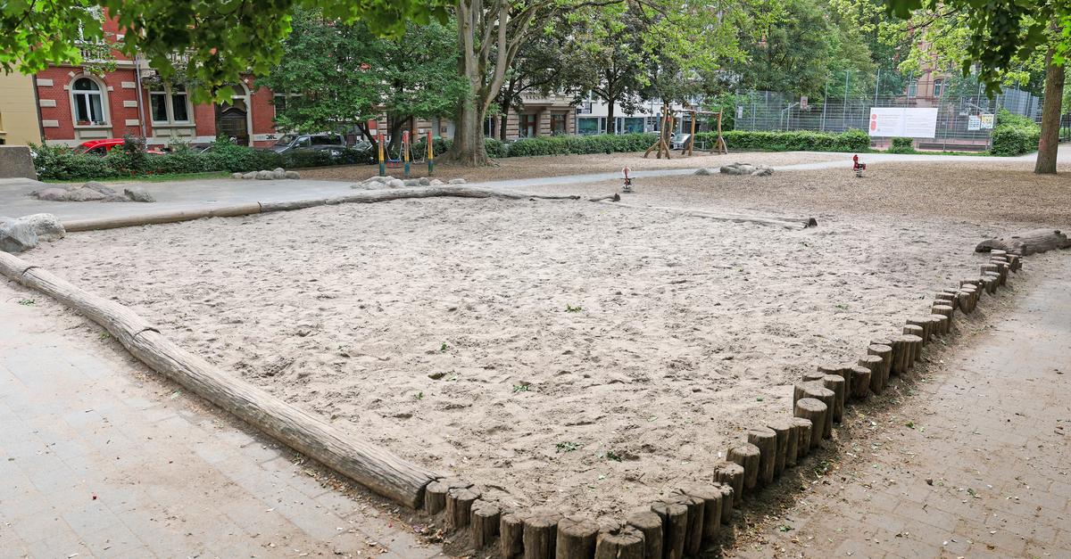 Blücherplatz: Westend local council demands improvements to the playground