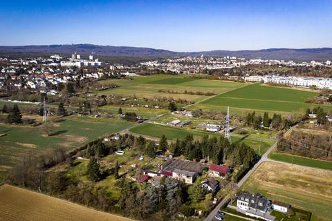Für den unteren Teil der Perspektivfläche West gibt es Überlegungen, Polizeieinrichtungen anzusiedeln. Inzwischen ist aber auch ein anderer Standort in Wiesbaden im Gespräch.