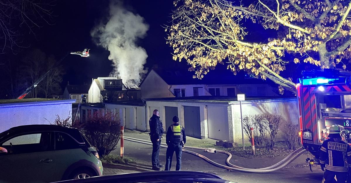 Dachstuhlbrand-im-Wiesbadener-Stadtteil-Bierstadt