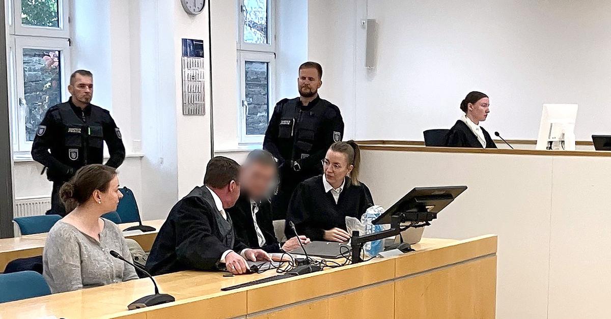 Missbrauch an Schülerin: Mehr als fünf Jahre Haft für Lehrer