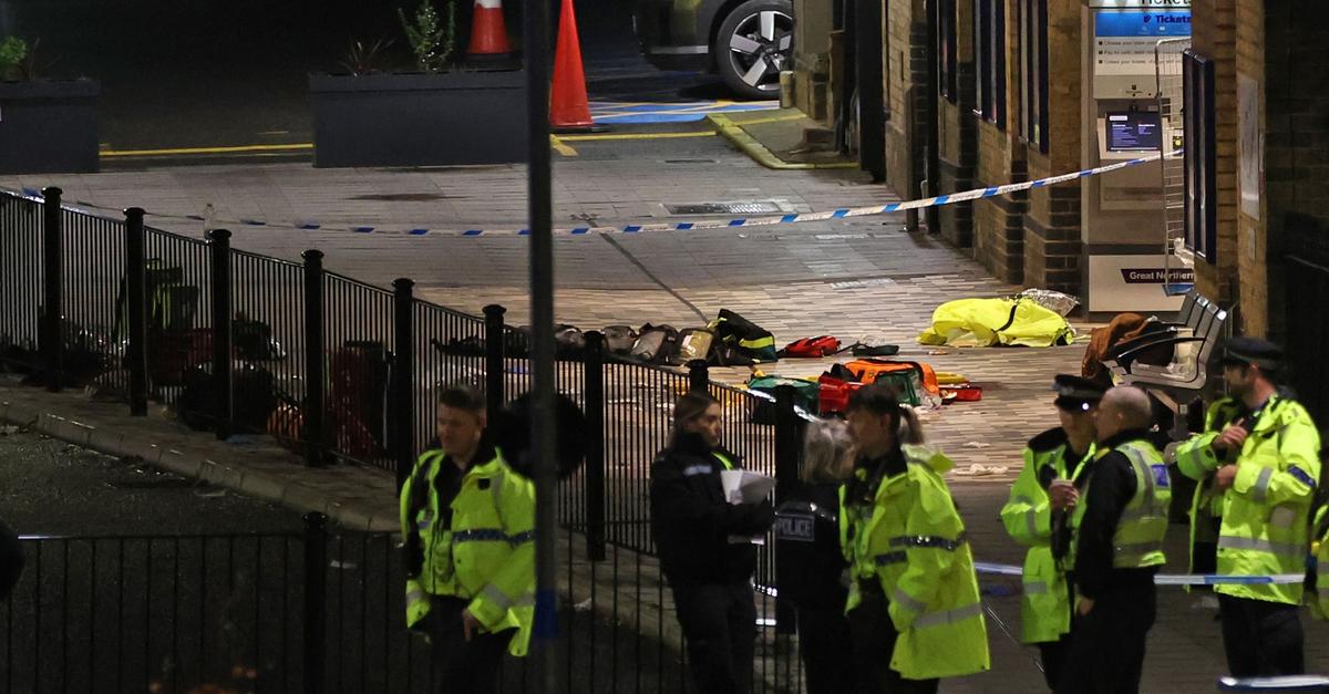 Im Zug niedergestochen: Verletzte bei Attacke in England