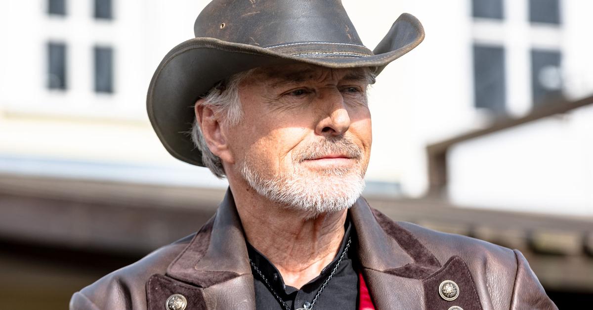 „Vaterliebe“: Nick Wilders Roman mit bedrückender Aktualität