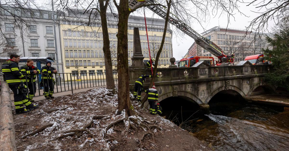 -Kampfansage-Streit-um-Eisbachwelle-spitzt-sich-zu
