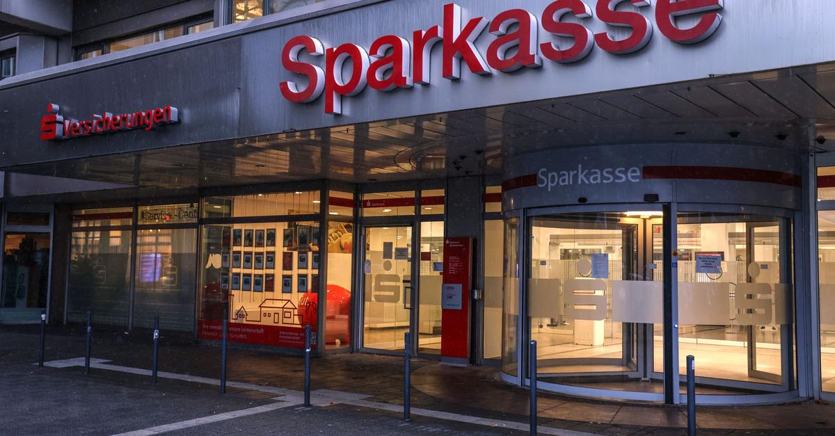 Ermittler finden Autokennzeichen nach Bankeinbruch