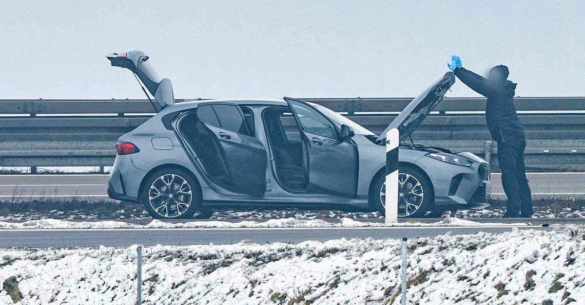 -Lauter-Knall-Spezialisten-sprengen-Fund-auf-Autobahn-3