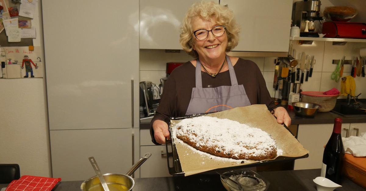 Oma Ute: So einfach gelingt der Christstollen zu Weihnachten