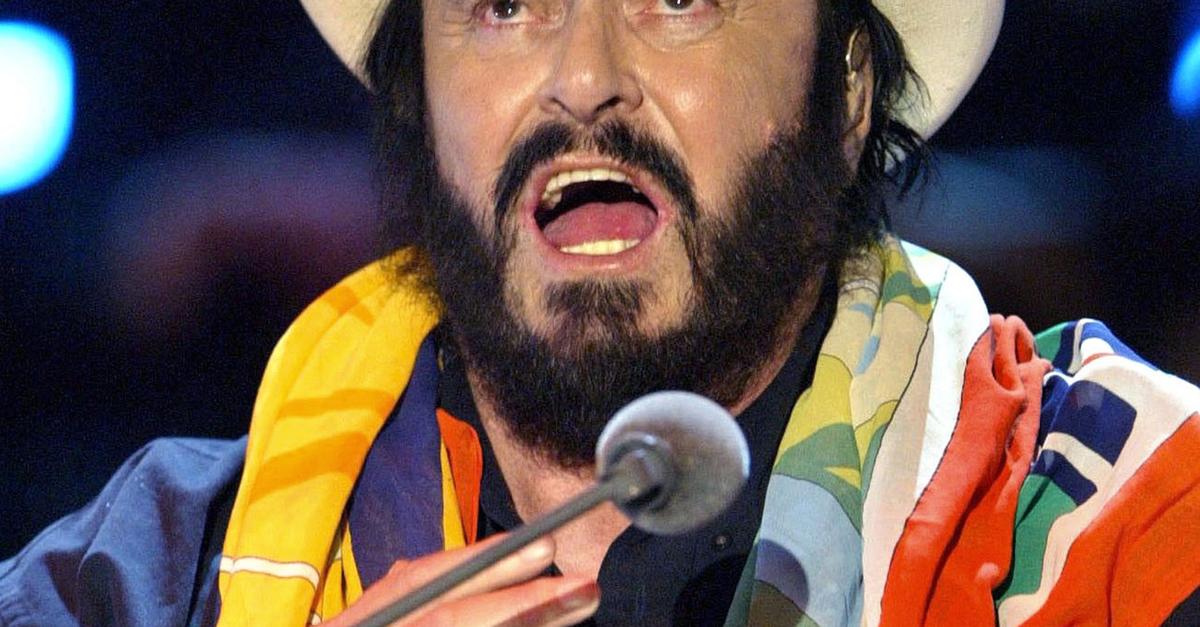 Pavarotti-auf-der-Eisbahn-Denkmal-sorgt-f-r-rger