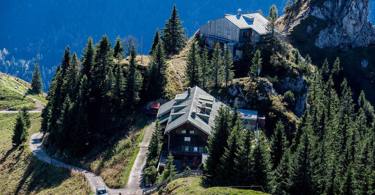 Star človek umrl skoraj mesec dni po padcu v Alpah