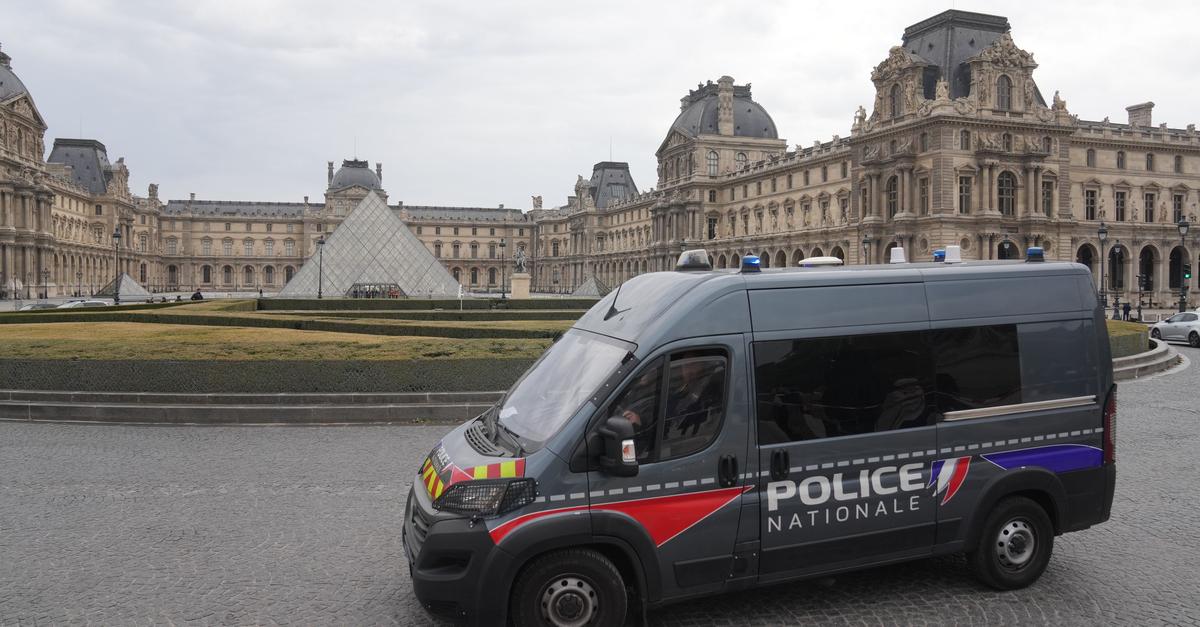 Juwelendiebstahl im Louvre – Ermittler prüfen Alarmanlage