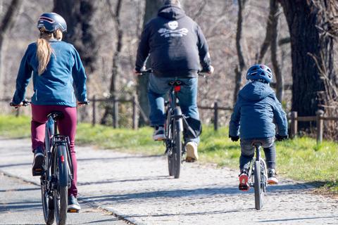 Mit Spaß und Sicherheit: Fahrräder für Kinder sollten hohen Qualitätsansprüchen genügen.  Foto: Zacharie Scheurer/dpa-tmn
