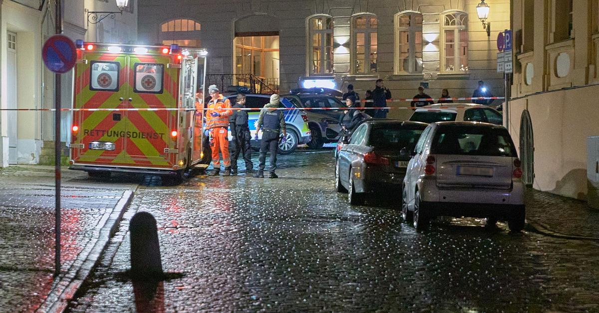 Schüsse von Polizisten - Mann wird an Bein verletzt