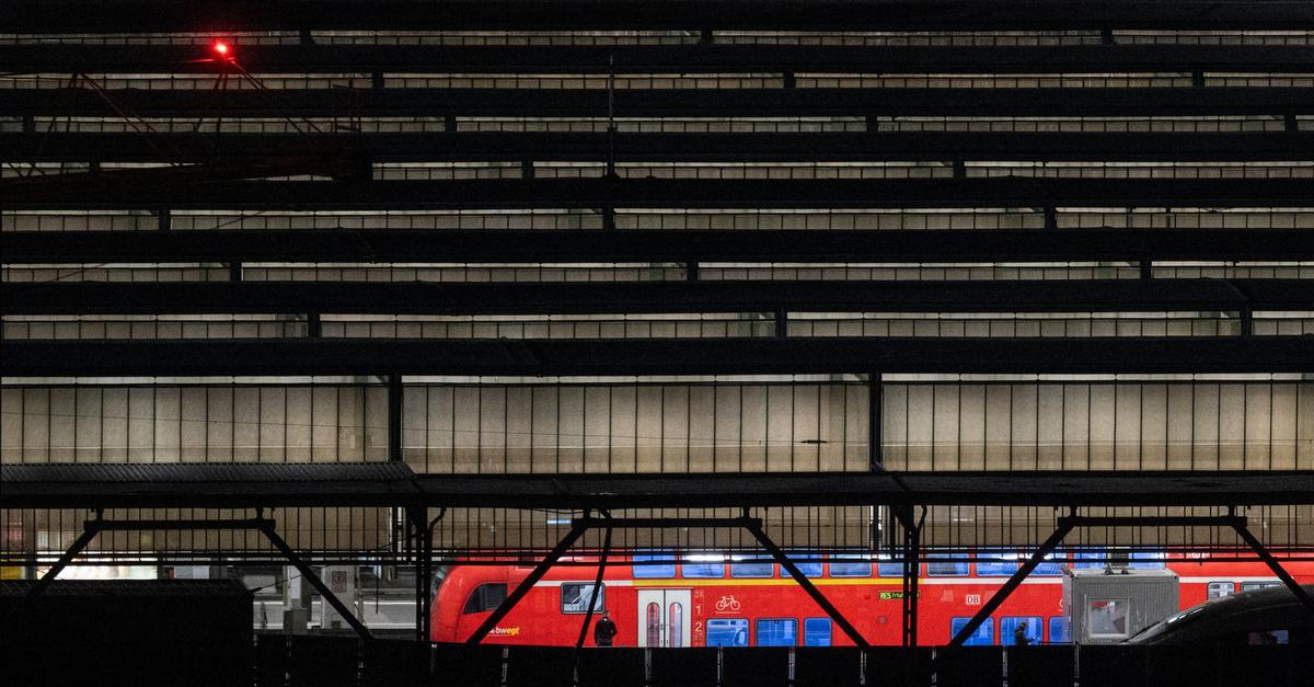 Verdächtiges Gepäckstück: Hauptbahnhof Stuttgart evakuiert