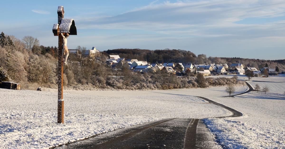 Nemčijo zajelo zgodnje zimsko vreme z drsenjem in snegom