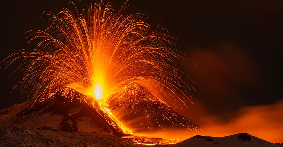 Lavafont-nen-am-tna-Warnstufe-erh-ht