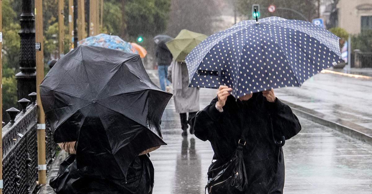 Atlantikst-rme-ziehen-ber-Iberische-Halbinsel-hinweg