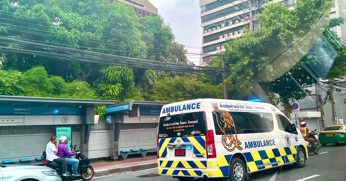 Säugling lebend aus Toilettenspülkasten in Bangkok gerettet