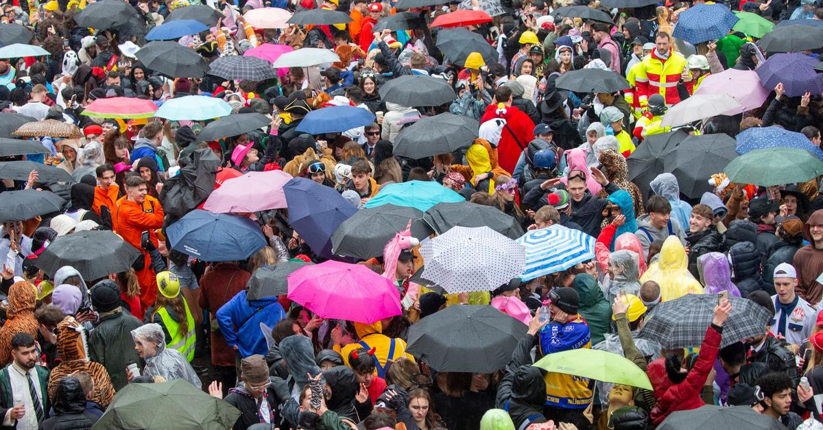Viel-Regen-zum-Auftakt-des-Stra-enkarnevals-erwartet