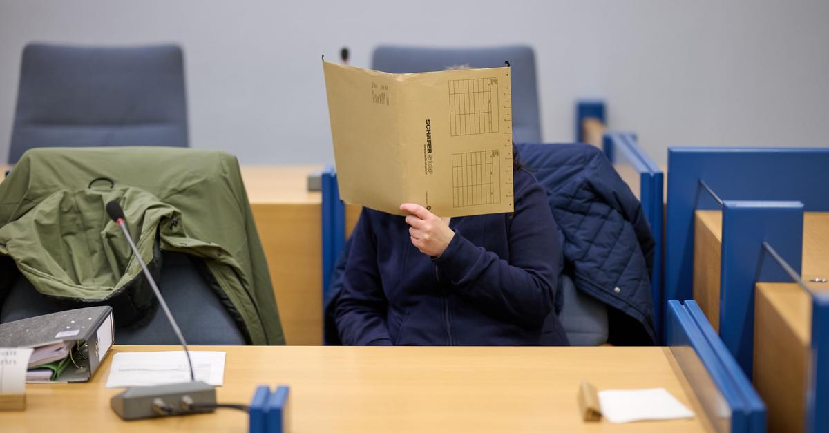 Prozess-um-weggesperrtes-Kind-b-swillige-Vernachl-ssigung-