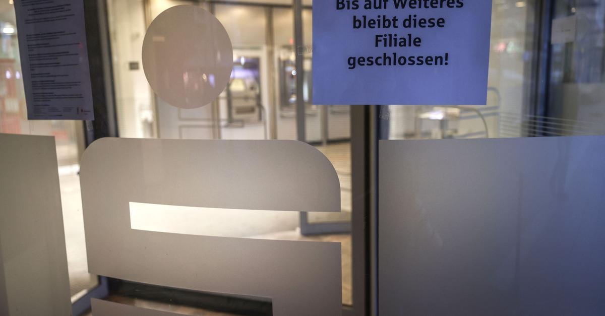 Wieder-Schlie-f-cher-in-Nordrhein-Westfalen-aufgebrochen