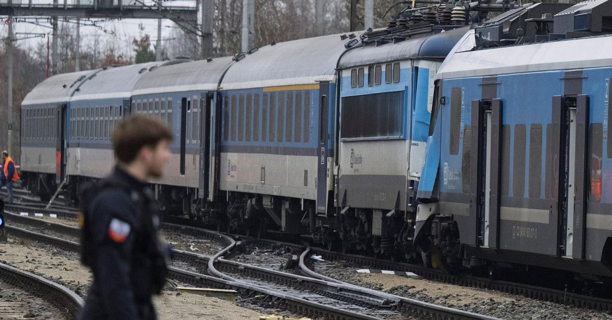 Mehr-als-50-Verletzte-bei-schwerem-Zugungl-ck-in-Tschechien