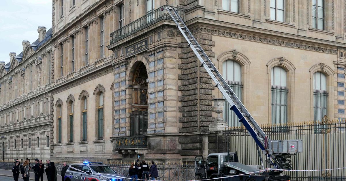Louvre-Juwelen-Innenminister-gibt-Hoffnung-nicht-auf