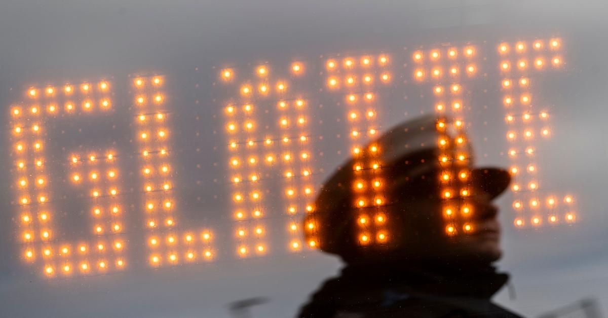 Glatteis-Betrieb-auf-Airport-Wien-vor-bergehend-eingestellt