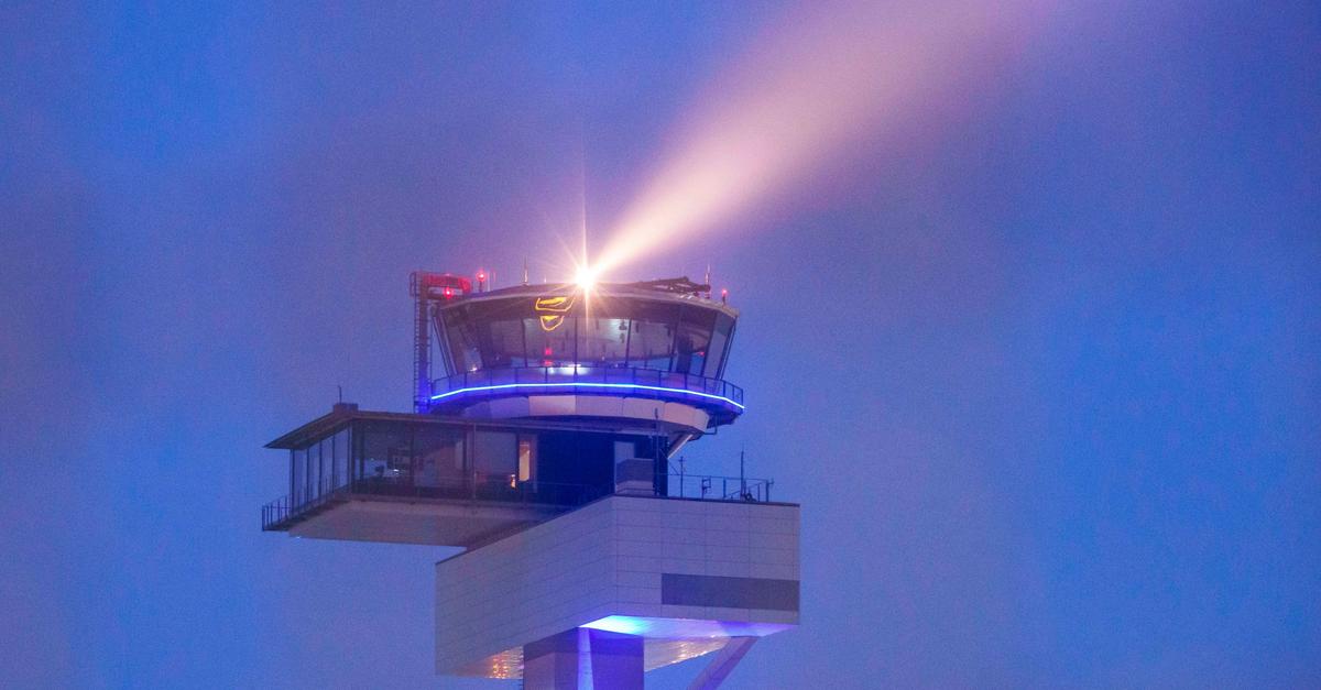 Rauch im Cockpit - Maschine kehrt nach Frankfurt zurück