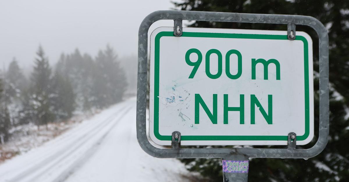 Nasskaltes Novemberwetter - Schnee auf den Bergen