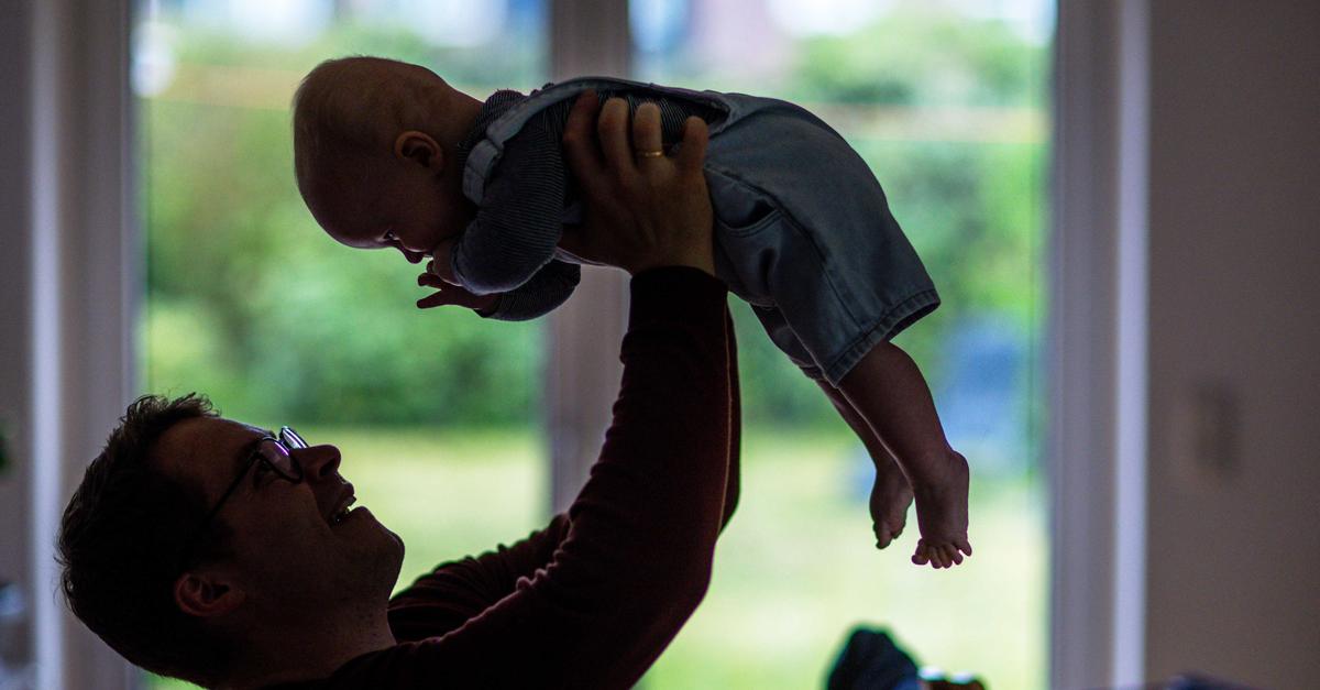 Razvoj možganov poteka skozi pet faz od otroštva do starosti