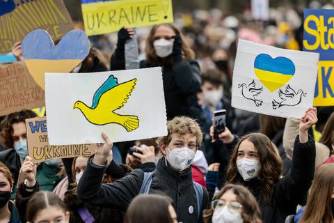 Die Demonstrationen der „Fridays for Future“-Bewegung, wie hier in Berlin, richteten sich zuletzt auch gegen den Krieg in der Ukraine. Archivfoto: Hannibal Hanschke/dpa