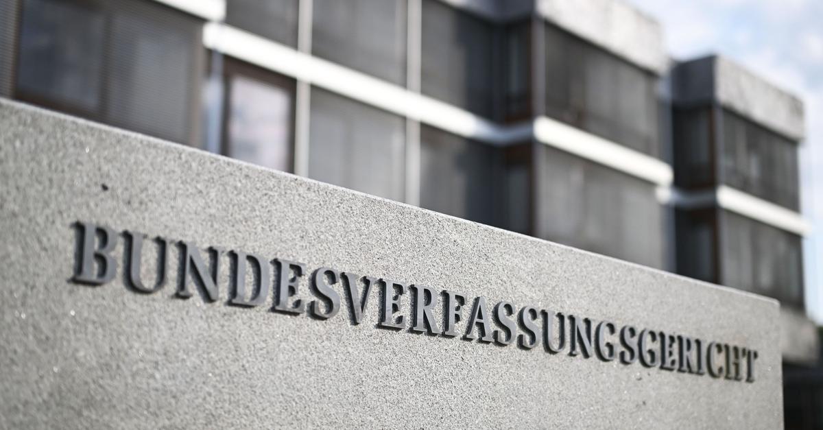 Bundesverfassungsgericht rügt Polizeipraxis bei Abschiebung