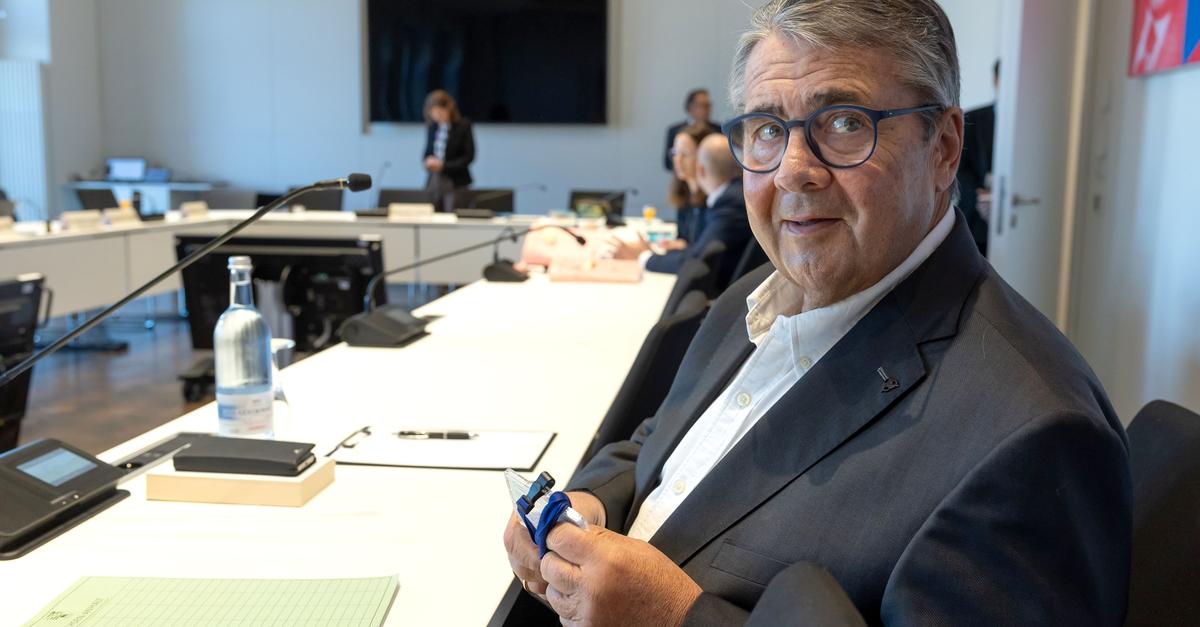 Gabriel: Keine enge Zusammenarbeit bei Nord Stream 2