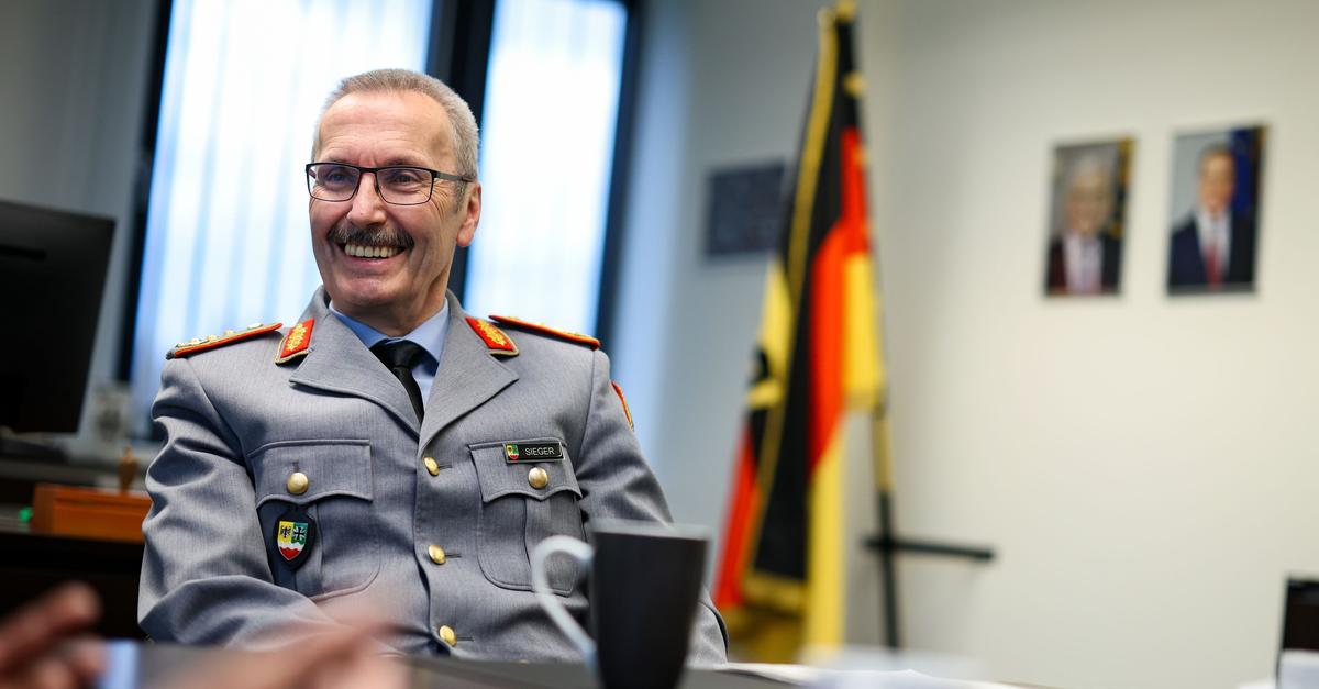 Neustart-der-Musterung-Hell-freundlich-zugewandt-