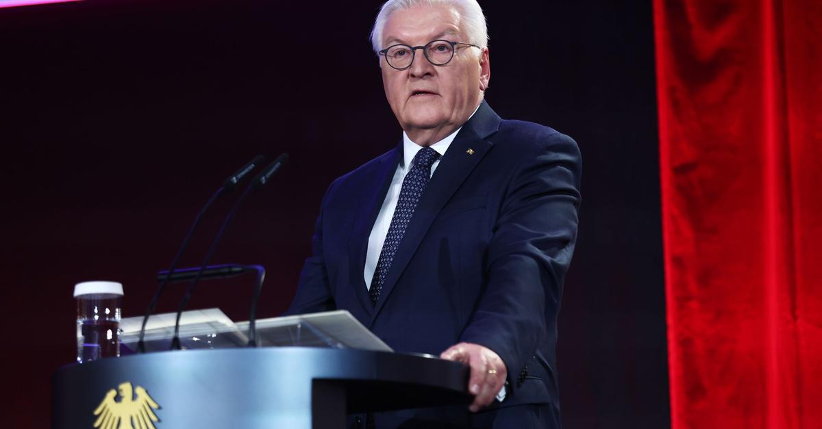 Steinmeier: Demokratie so bedroht wie seit Jahrzehnten nicht