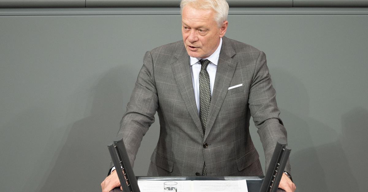 Minister-Rainer-Landwirtschaft-in-Krisenszenarien-mitdenken