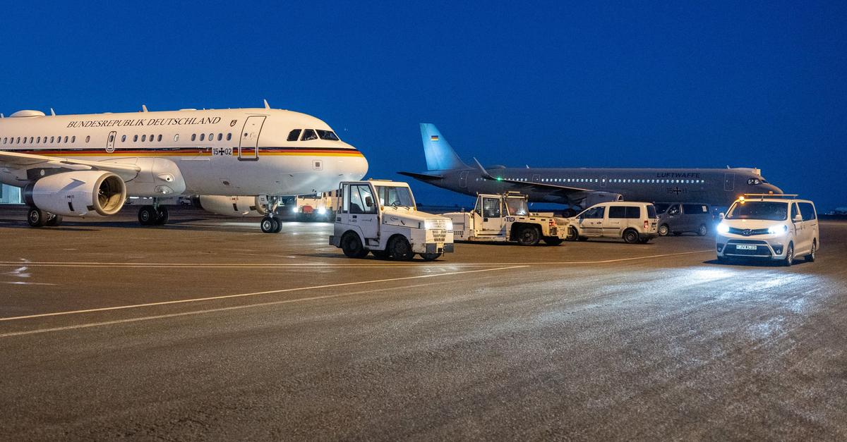 Ministerium-rechtfertigt-Einsatz-zweier-Regierungsflieger