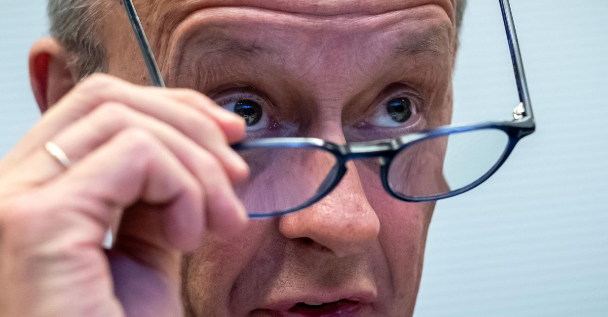 Bis-12-00-Uhr-mittags-Renten-Rebellen-sollen-Farbe-bekennen