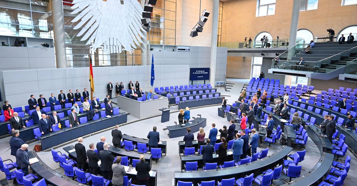 Schwarz-Rot-setzt-auf-eigene-Mehrheit-f-r-Rentenpaket