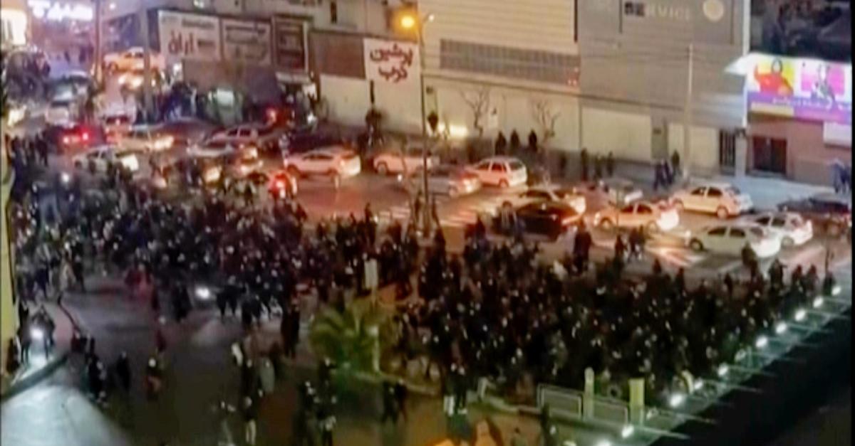 Weitere Proteste in iranischen Millionenmetropolen